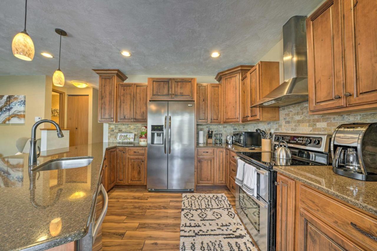Idyllic Somerset Condo Ski, Hike And Relax! Champion エクステリア 写真